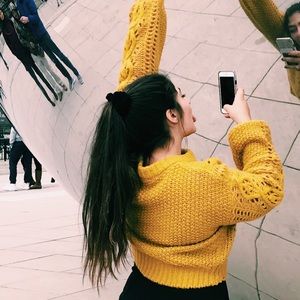 Meet your Posher, Cami